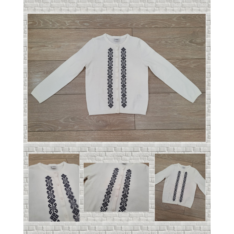 Кофтинка-вишиванка для дівчинки біла Кофтинка-вишиванка для дівчинки біла